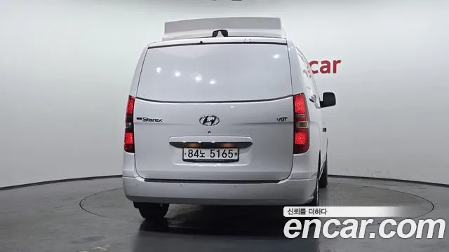 Hyundai Starex 2020 — фото 4
