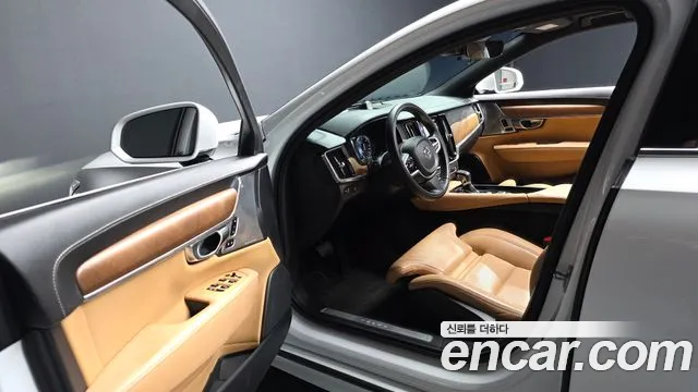 Volvo S90 2019 — фото 13