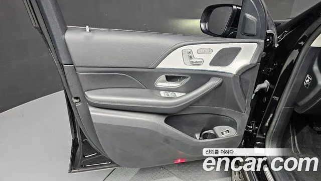 Mercedes-Benz GLE-Class 2021 — фото 14