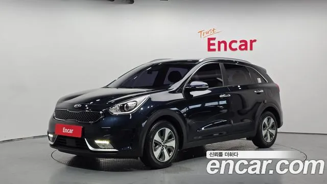 Kia Niro 2018 — фото 1