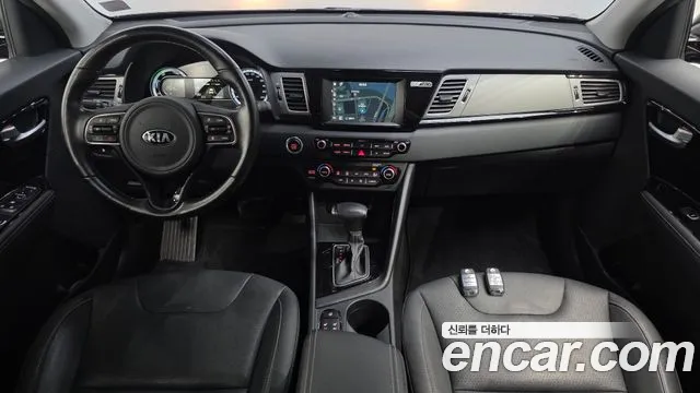 Kia Niro 2018 — фото 7