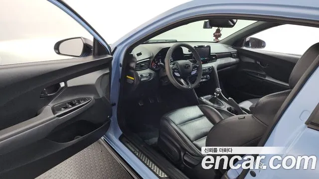 Hyundai Veloster 2019 — фото 13