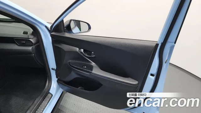 Hyundai Veloster 2019 — фото 15