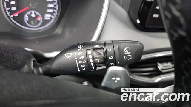 Hyundai Santafe 2023 — фото 15