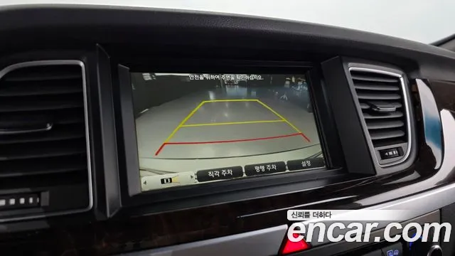 Hyundai Genesis 2016 — фото 15