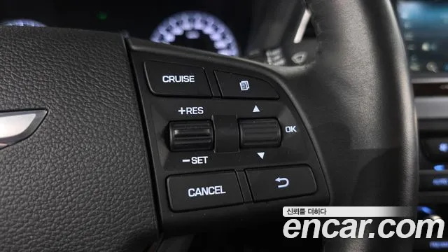 Hyundai Genesis 2016 — фото 18