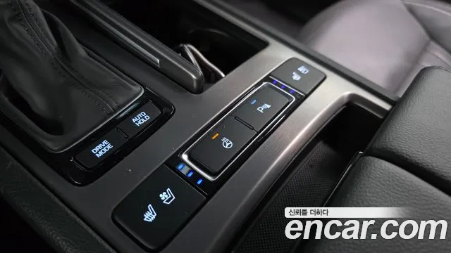Hyundai Genesis 2016 — фото 19
