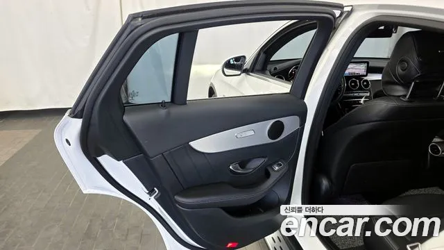 Mercedes-Benz GLC-Class 2020 — фото 15