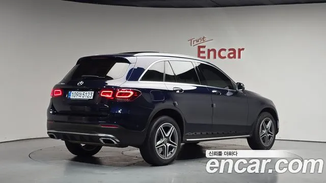 Mercedes-Benz GLC-Class 2022 — фото 1