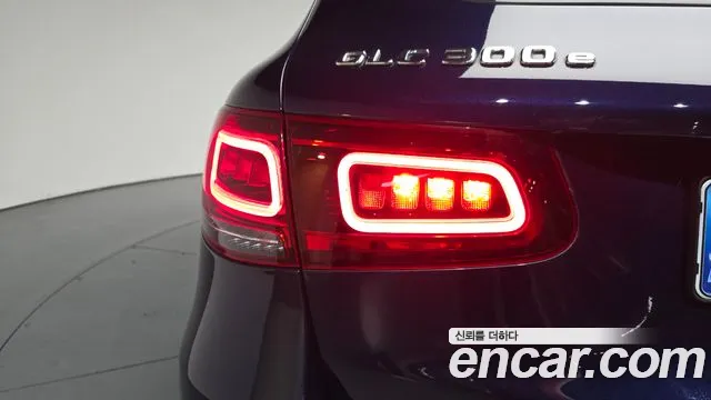 Mercedes-Benz GLC-Class 2022 — фото 8