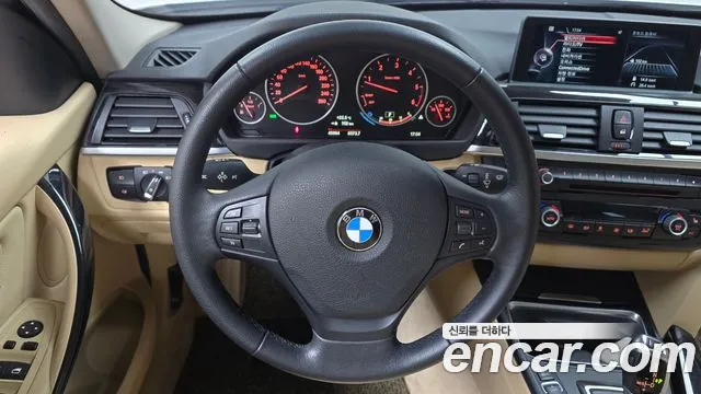 BMW 3-Series 2015 — фото 13