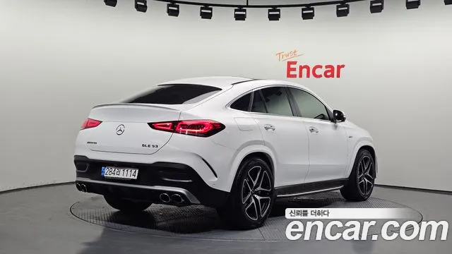 Mercedes-Benz GLE-Class 2021 — фото 2