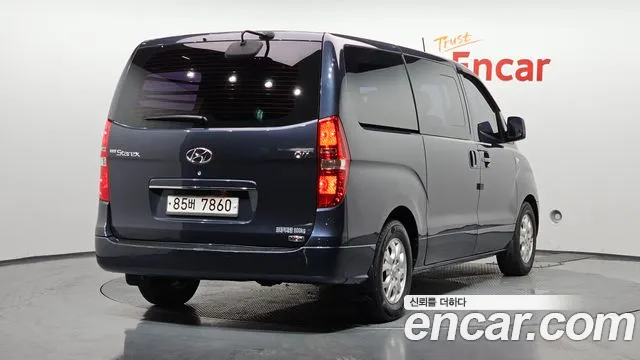 Hyundai Starex 2014 — фото 2
