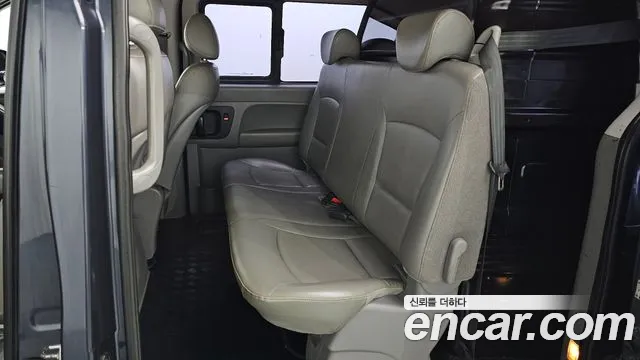 Hyundai Starex 2014 — фото 12