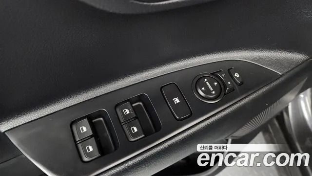 Kia Stonic 2018 — фото 20