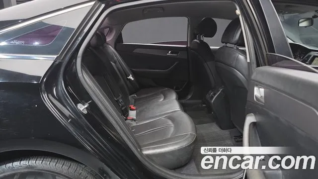 Hyundai Sonata 2015 — фото 11