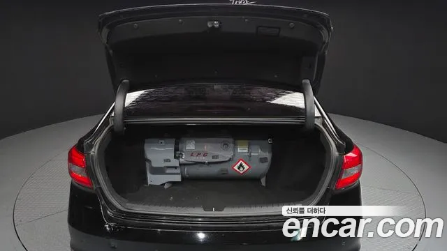 Hyundai Sonata 2015 — фото 20