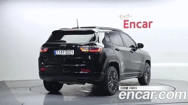 Jeep Compass 2022 — фото 2