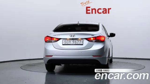 Hyundai AVANTE 2015 — фото 4