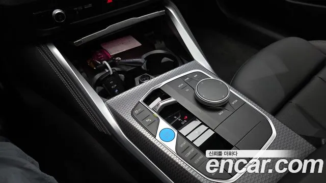 BMW i4 2025 — фото 11