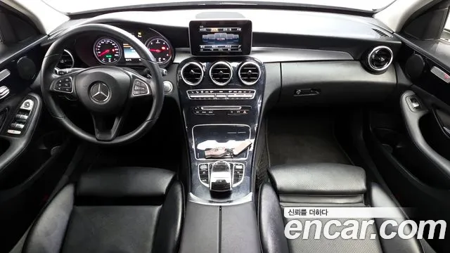 Mercedes-Benz C-Class 2018 — фото 7