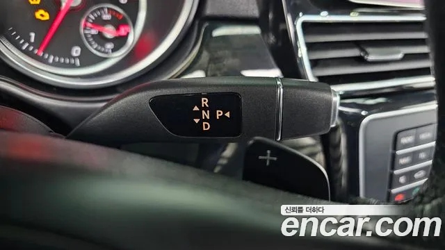 Mercedes-Benz GLE-Class 2017 — фото 12