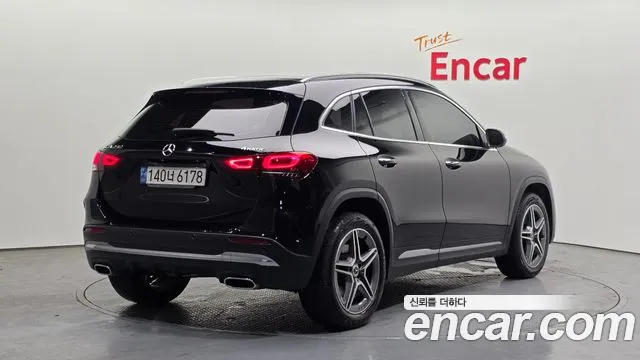 Mercedes-Benz GLA-Class 2023 — фото 2
