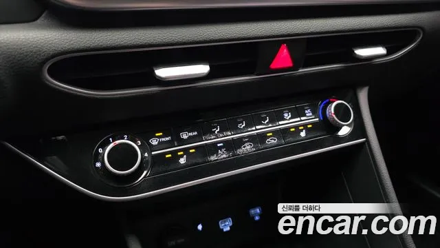 Hyundai Sonata 2020 — фото 16