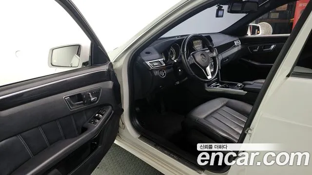 Mercedes-Benz E-Class 2016 — фото 10