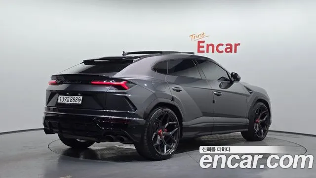 Lamborghini Urus 2019 — фото 2