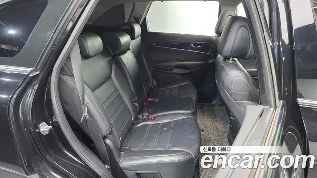Kia Sorento 2015 — фото 11