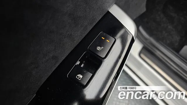 Kia EV6 2023 — фото 27