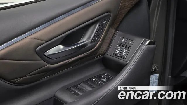 Toyota Alphard 2025 — фото 22