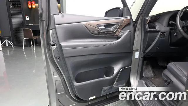 Toyota Alphard 2025 — фото 15