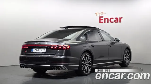 Audi S8 2025 — фото 2