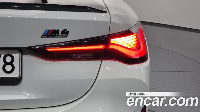 BMW M4 2023 — фото 9