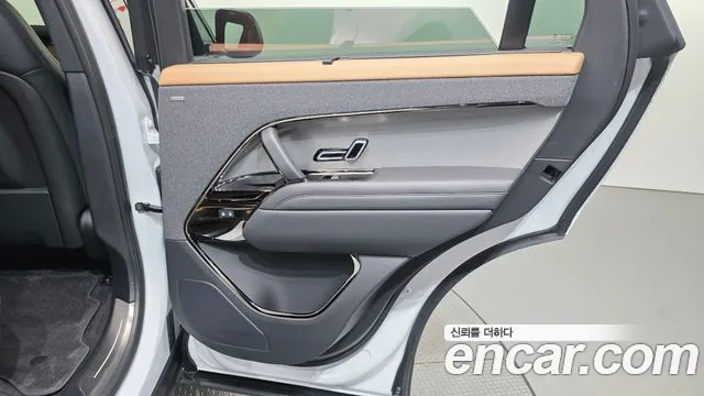 Land Rover Range Rover Sport 2025 — фото 15