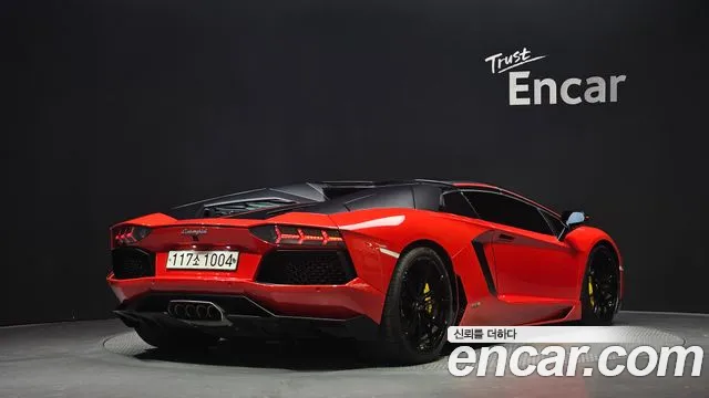 Lamborghini Aventador 2016 — фото 2
