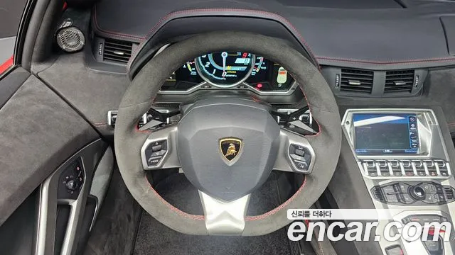 Lamborghini Aventador 2016 — фото 12