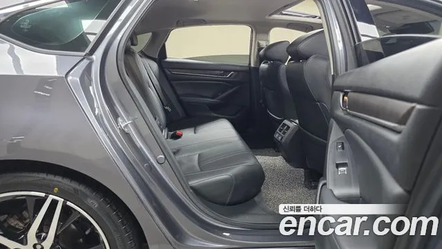 Honda Accord 2021 — фото 17