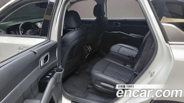 Kia Sorento 2022 — фото 16