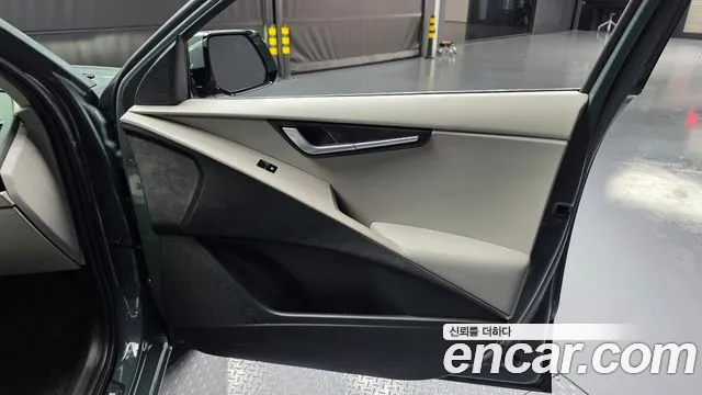 Kia Niro 2023 — фото 15