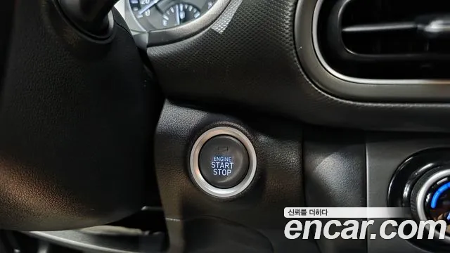 Hyundai Kona 2023 — фото 18