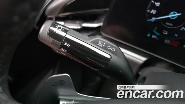 Kia Niro 2023 — фото 17