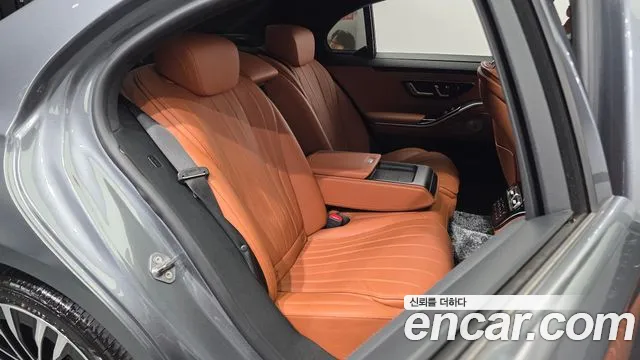Mercedes-Benz S-Class 2021 — фото 18