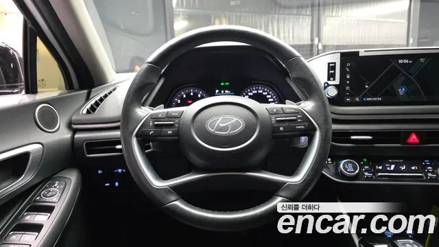 Hyundai Sonata 2022 — фото 19