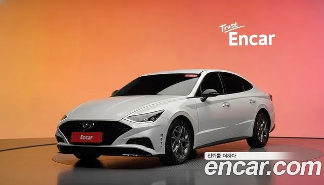 Hyundai Sonata 2022 — фото 1