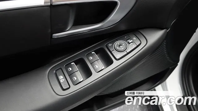 Hyundai Sonata 2022 — фото 27