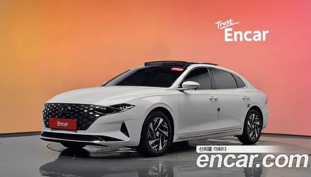 Hyundai Grandeur 2022 — фото 1