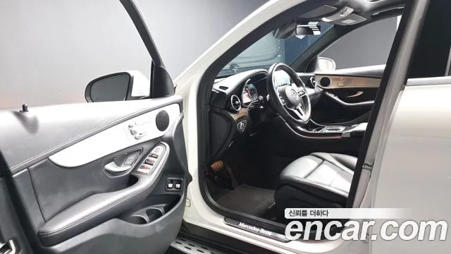 Mercedes-Benz GLC-Class 2021 — фото 13